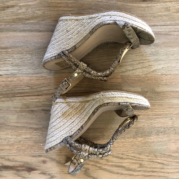 Dolce Vita Snake Wedges 6 - Picture 3 of 4